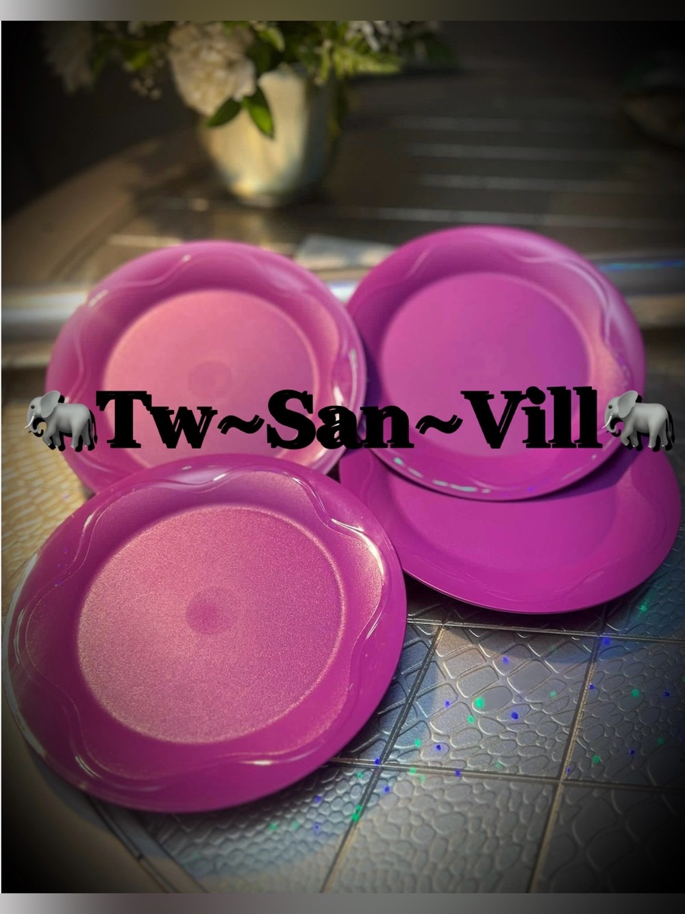Tupperware dessert plates